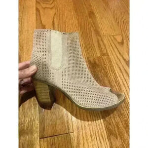 Toms Tan Perforated Peep Toe Suede Ankle Booties US Size 7.5